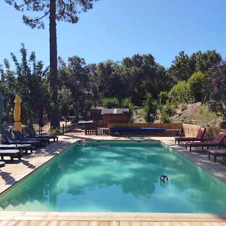 アパート Albareddu